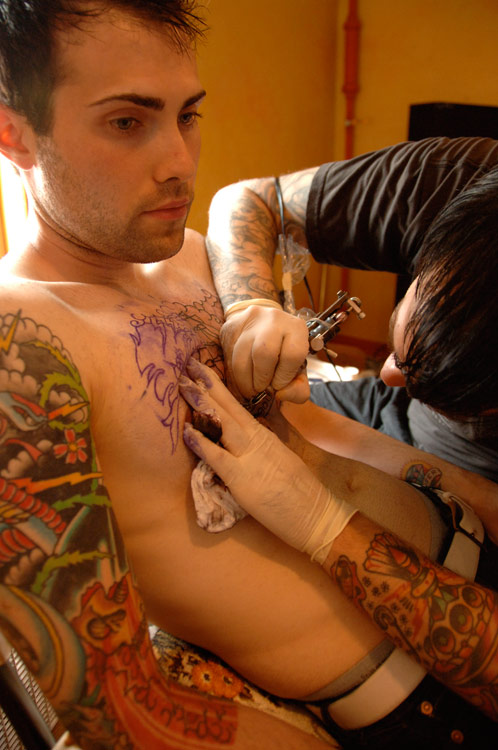 Mike Ski Tattooing Eron Bucciarelli of Hawthorne Heights