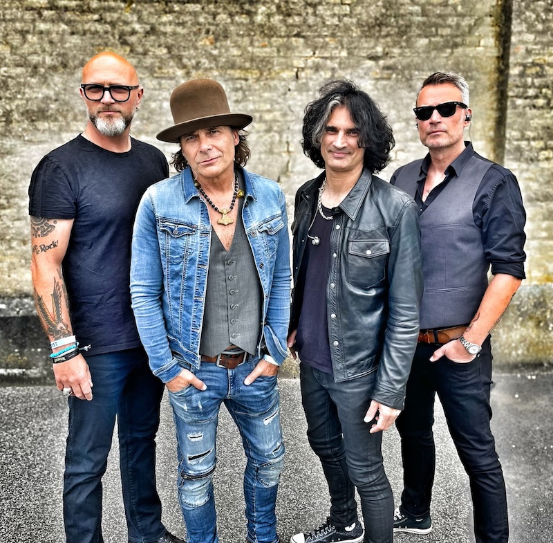 Mike Tramp Talks the Pillars of White Lion & ‘Embracing the Bear’ The